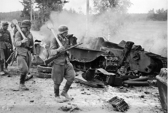 Мы до сих пор даже не знаем их имена. Бой 30 июня 1944 года.