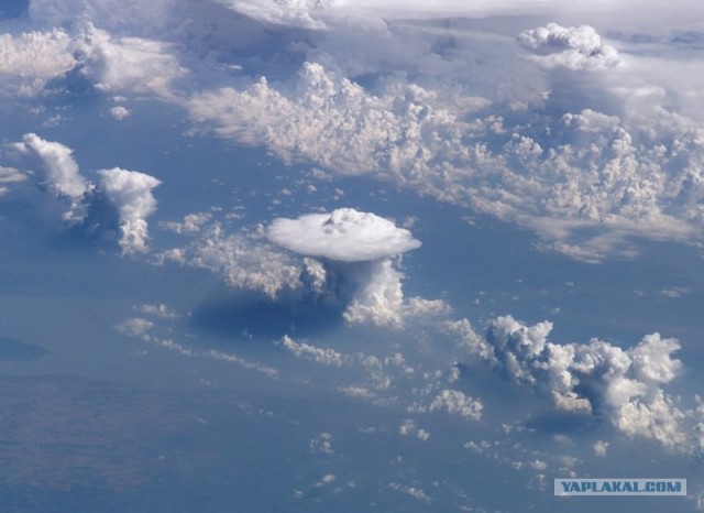 Запуск Шаттла и фото,сделанные из космоса.