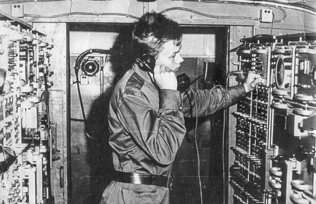 В 1977 году в прокате в СССР появился мультфильм "Корабль призрак"