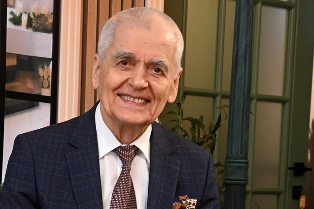 Онищенко высказался об идее сокращения летних каникул школьников до 2-х месяцев