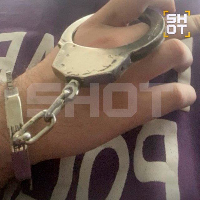 Россиянина второй день удерживают в изоляторе в Малайзии якобы из-за царапины в лифте элитного отеля