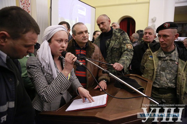 А ты кто такой! Киев, собрание панов сотников...