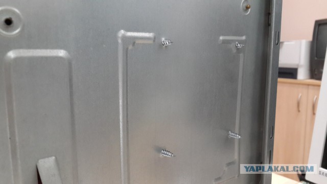 Пользователь принес, сказал не включается