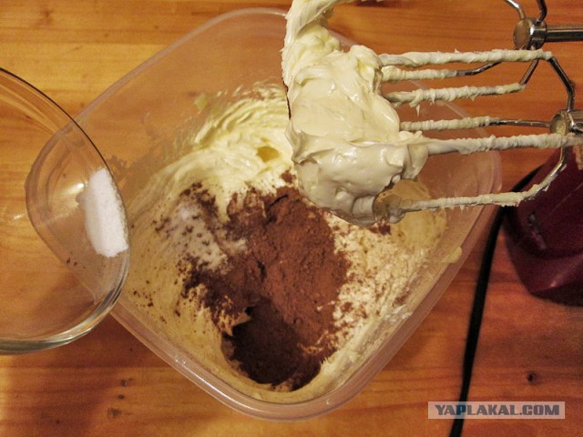 Торт «Прага» классический.