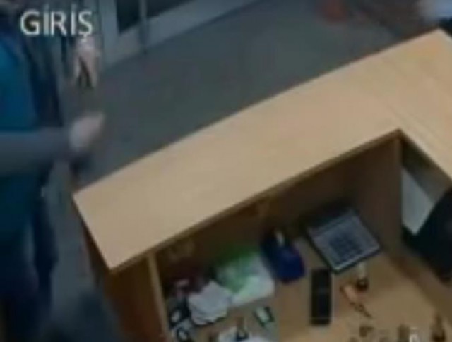 Убийство бывшей жены в Турции (18+)