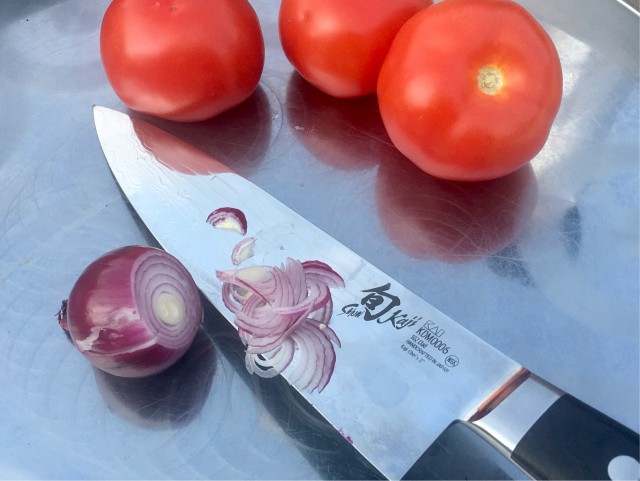Открытие сезона «сверху без» или мясное жаркое.