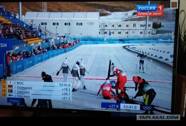 Женская сборная по лыжным гонкам выиграла эстафету на Олимпиаде в Пекине!