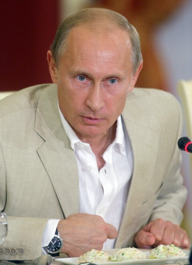 Глава ВЦИОМ пожаловался, что новое поколение российской молодёжи ставит личное благополучие выше интересов Родины