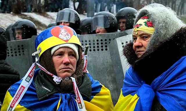 В московском парке Царицино 50-летний педофил совратил 12-летнюю девочку