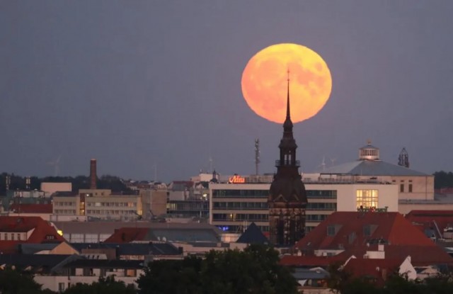 В ФРГ призвали поднять подоходный налог ради военной помощи Киеву