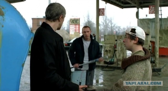 Неравнодушный гражданин раздал бездомным американским неграм мачете