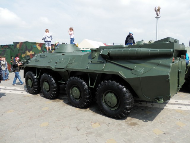 MILEX 2014 . Выставка вооружений. Зарисовка