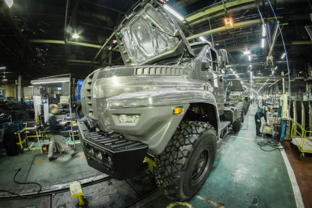 «От Захара до Урала Next» — чем живет легендарный миасский автозавод? (фоторепортаж)