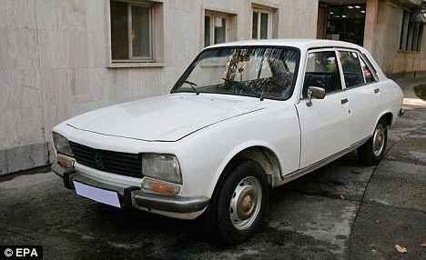 Старенький Пежо за миллион