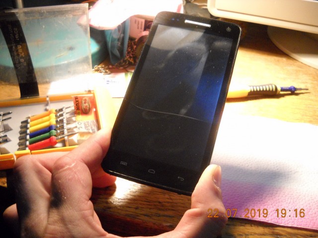 Замена модуля экрана Huawei P smart