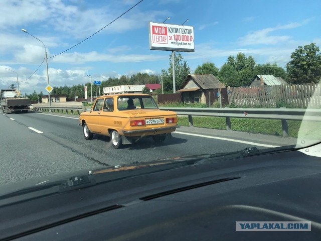 Всё таки хорошие в Германии дороги, что можно раскочегарить машинку до 372 км/ч