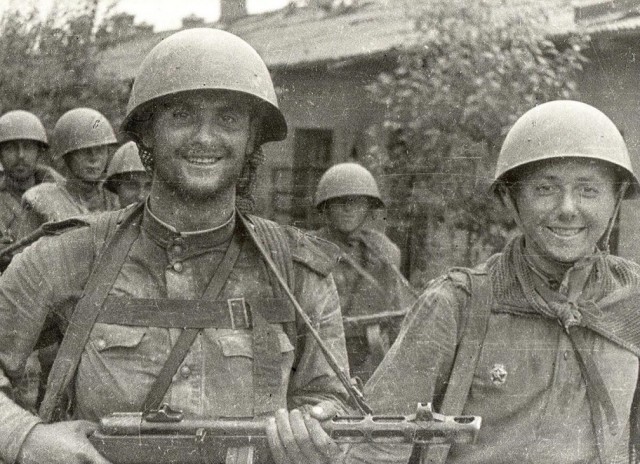 Подборка фотографий Великой Отечественной войны. Часть 2