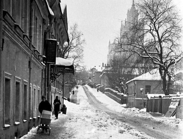Москва и москвичи. Двадцатый век. 20.02.25