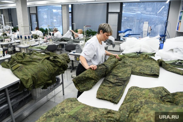 Бывшие фабрики Gloria Jeans теперь будут шить военную форму