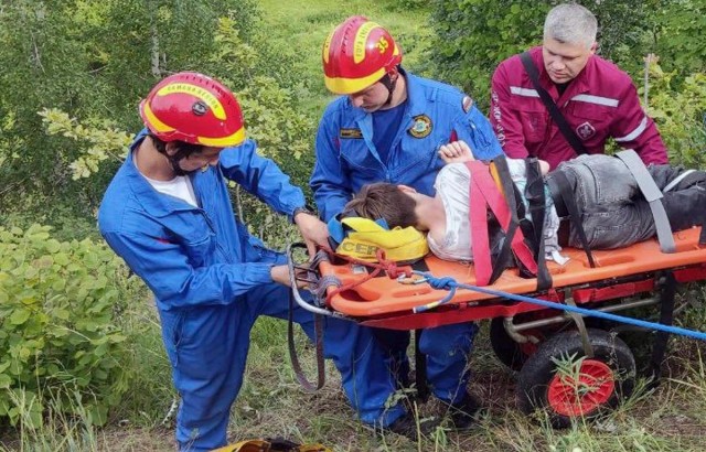 В Самарской области спасли подростка с вершины горы.