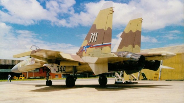 "Терминатор" Су-37: почему самолёт, который крутил кувырок с шасси, так и не нашел покупателя