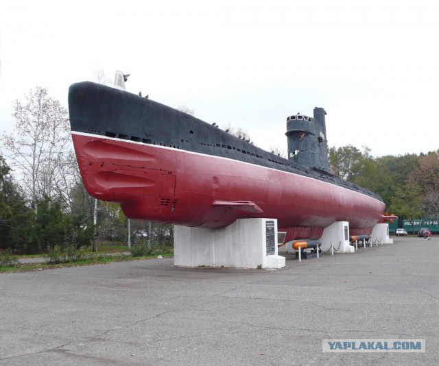 Подводная лодка в степях Украины