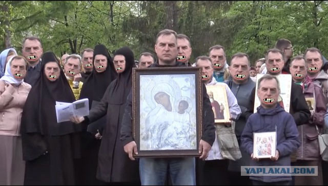 Получивший по морде «журналист»-провокатор не унимается