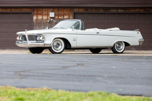 Американцы - 23. 1962 Imperial Crown. Красивых автофото пост
