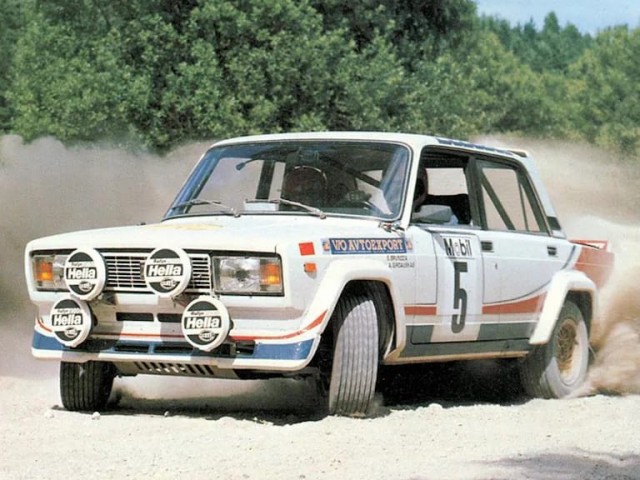 Group B. Красивых автофото пост