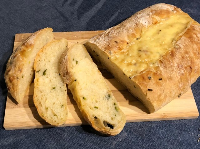 Jalapeno cheese bread/Хлеб с халапеньо и сыром