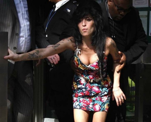Музыка и музыканты: Amy Winehouse