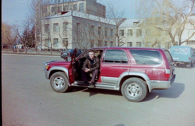 Тойота представила новое поколение внедорожника 4Runner