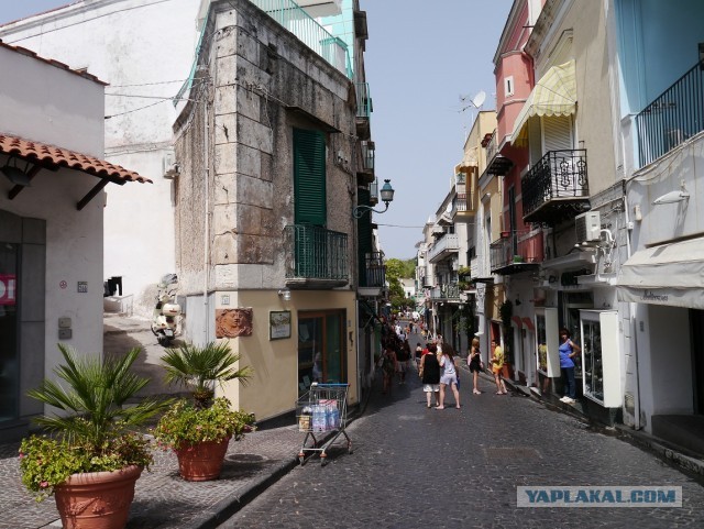 Остров Искья, Италия.