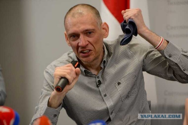 В Беларуси массово задерживают людей, попавших в кадры польского документального фильма о протестах 2020 года.
