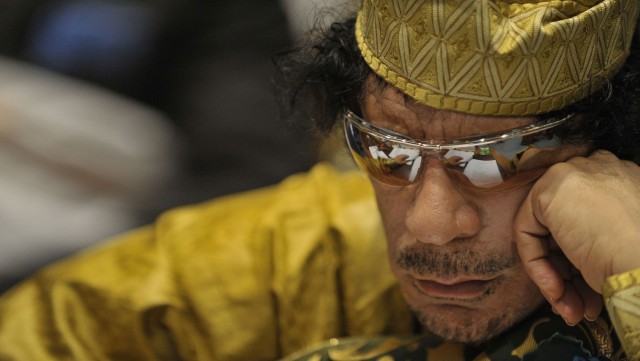 За что обожали и ненавидели «бешеного пса пустыни» Муаммара Каддафи