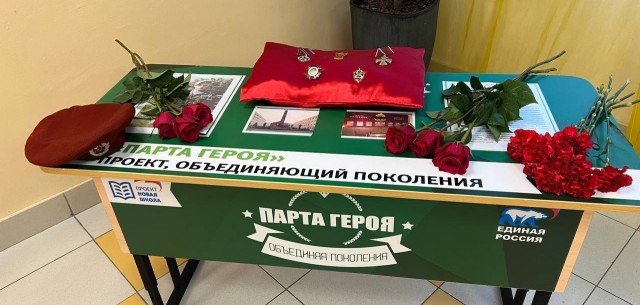 Почему Данила Багров всем говорил, что «писарем в штабе сидел», где он самом деле служил?