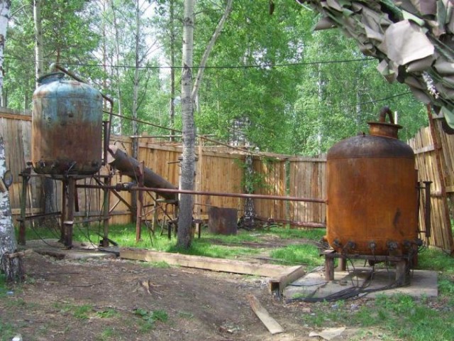 В России начали продавать мини-НПЗ от 1 млн рублей.