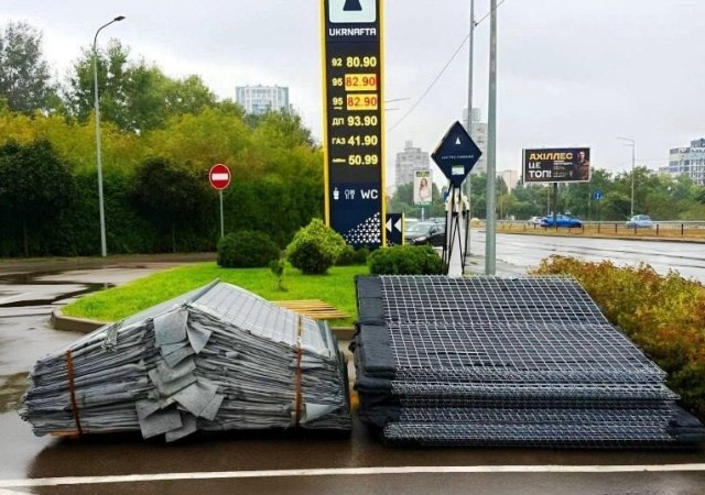Бензин на украинской АЗС (фото)