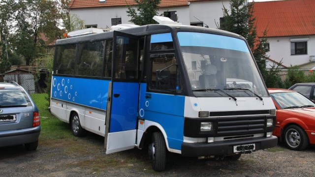 Игра на ЯПе: Угадай АВТО-9