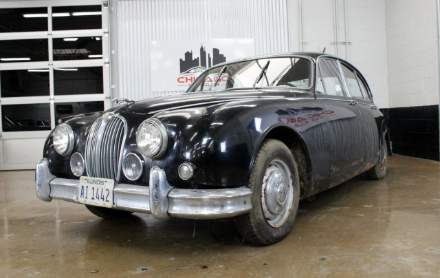 Купил дом, а в сарае обнаружил уникальный Jaguar Mk II из первой выпущенной тысячи