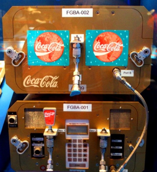 Топ-11 любопытных секретов Coca-Cola, о которых не знают даже фанаты