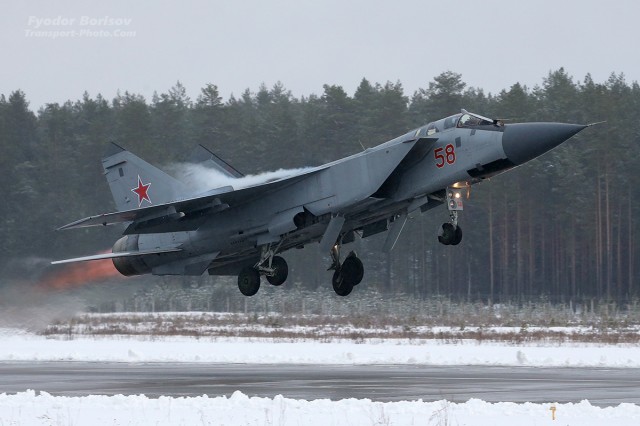 МиГ-31. Самому быстрому - 50!