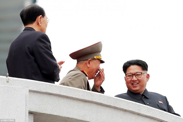 Безудержное веселье: как в Северной Корее отпраздновали съезд правящей партии