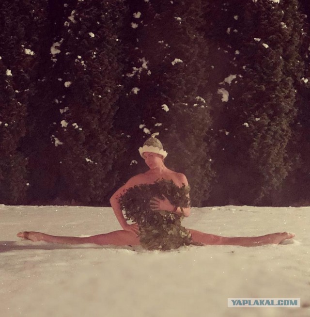 Голая Волочкова сделала шпагат на снегу