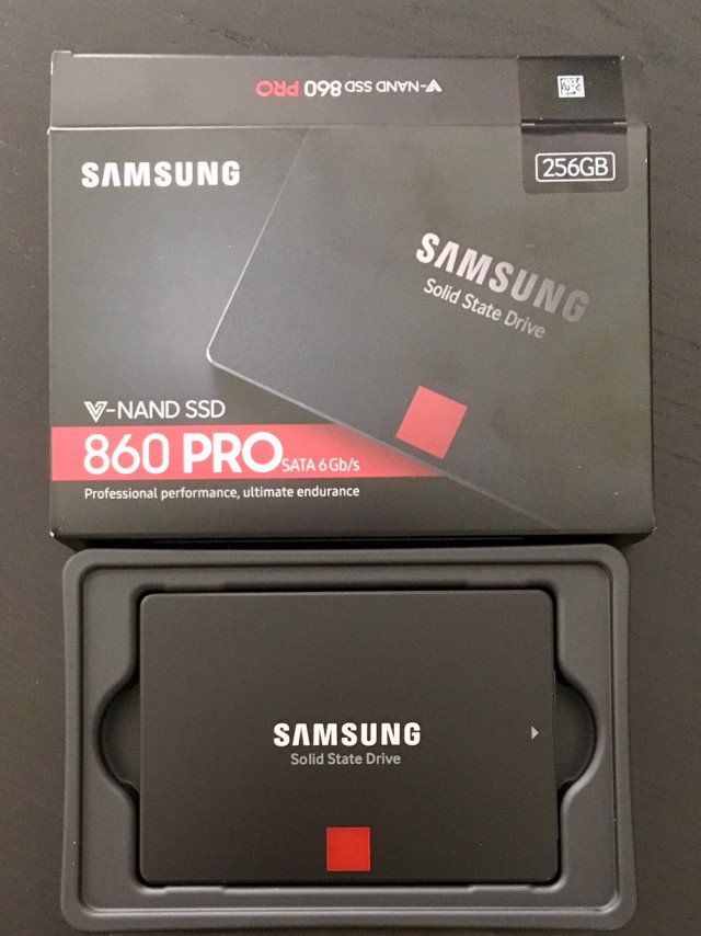 SSD Samsung 860 Pro [MZ-76P256BW]