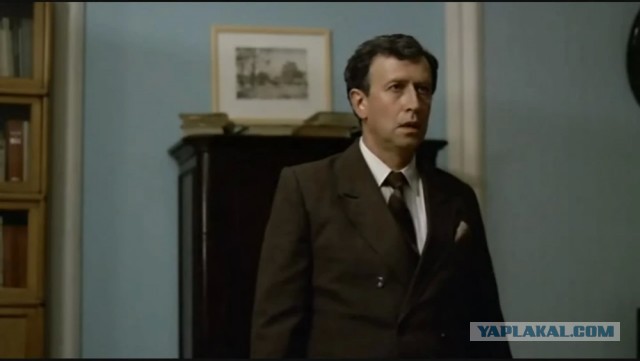 Персонажи и их реальные прототипы в фильме "Бункер" 2004 года.