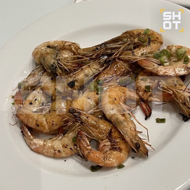 Массовое отравление креветками и красной рыбой в дорогом отеле на Кубе.