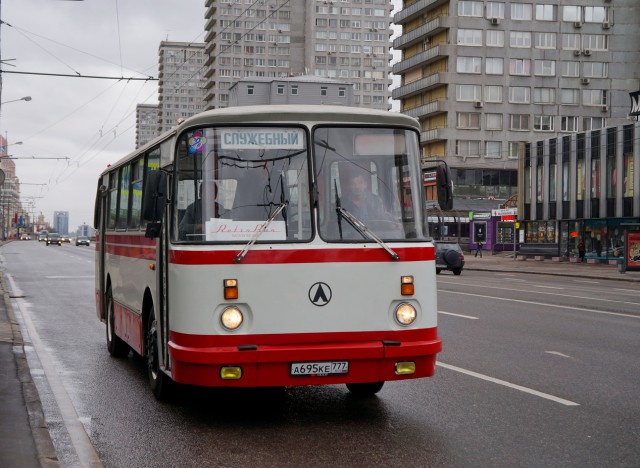 Автобусы СССР. ЛАЗ-695 и его модификации