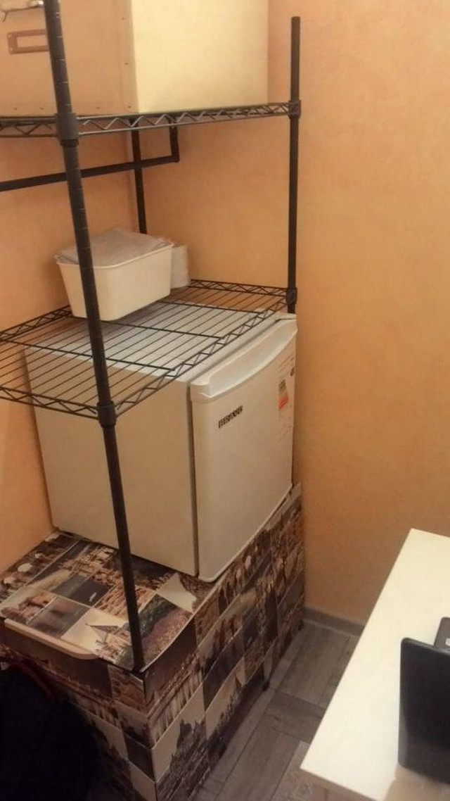 В Краснодаре продают квартиру с размером "кошачий лоток". За 6 квадратных метров придется выложить почти полмиллиона рублей