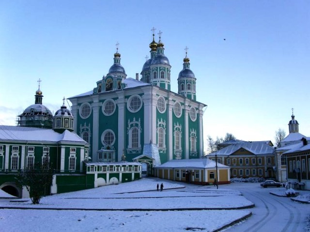 Россійская Иперія на цветнихъ открыткахъ